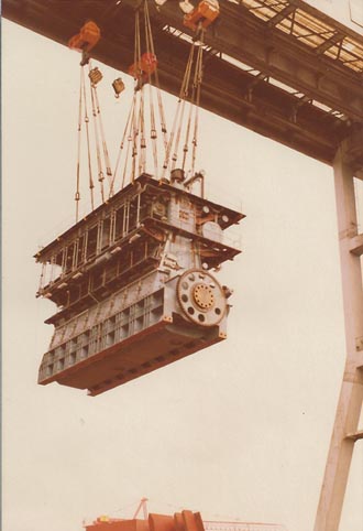 Lowering the stern over the rudder stock